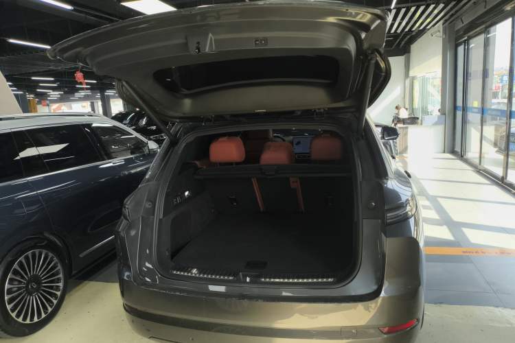 Used Li Auto L7 2024 Pro Model Trunk