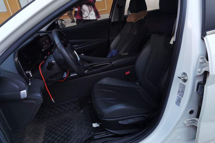 Used Hyundai Elantra 2022 1.5L CVT GLX Elite Edition