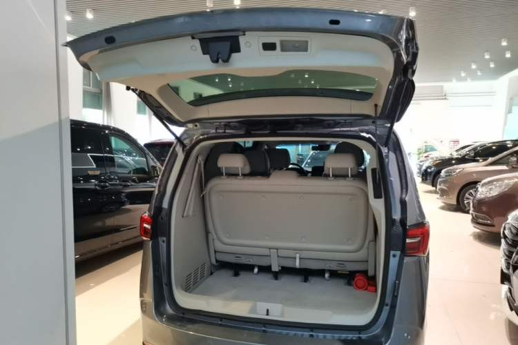 Used Buick GL8 2022 Land Business Class 652T Smart Deluxe Model Trunk