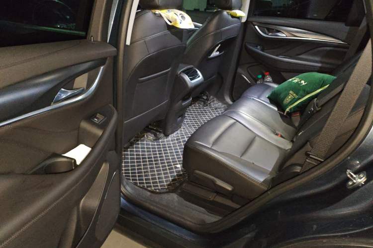 Used Buick Enclave 2020 28T Two-Wheel Drive Luxury Version
