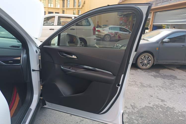 Used Cadillac XT4 2022 28T Two-Wheel Drive Fashion Edition
