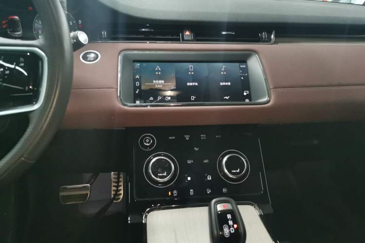 Used Land Rover Range Rover Evoque New Energy 2023 Aurora L P300e Plug-in Hybrid Electric Version