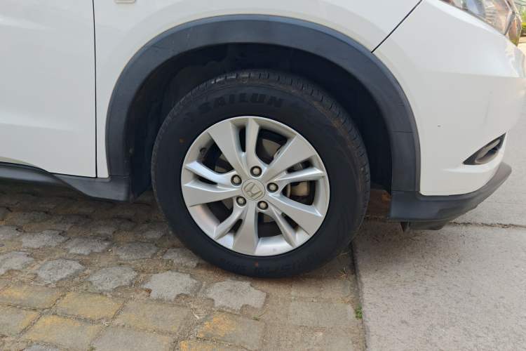 Used Honda Vezel 2017 1.5L CVT 2WD Comfort Model