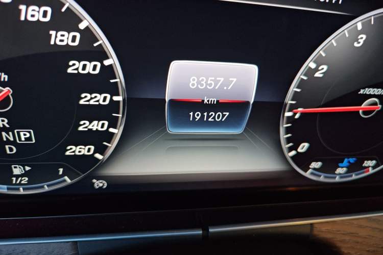 Used Mercedes-Benz E-Class 2020 Facelift E 300 L Stylish Edition
