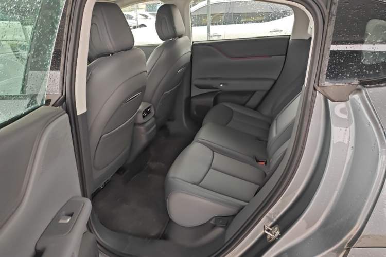 Used XPeng G6 2025 625 Long-Range Max Flagship Edition
