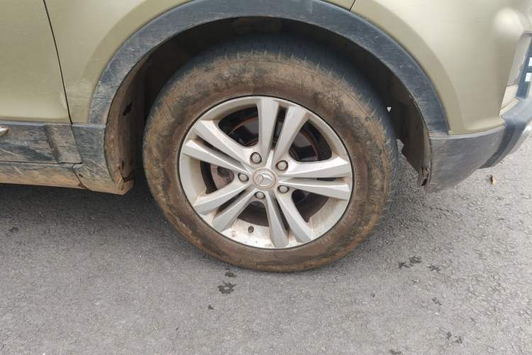 Used HYOSOW S3 2015 1.5L Luxury Model China V Standard