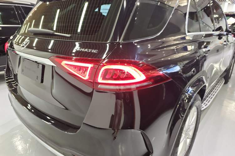 Used Mercedes-Benz GLE 2021 GLE 350 4MATIC Stylish Model Exterior 3