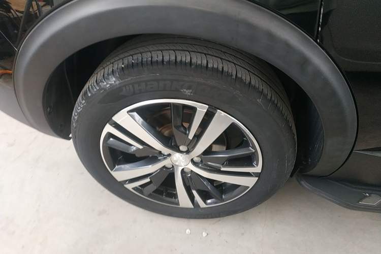 Used Peugeot 5008 2017 380THP 7-Seater Elite Edition Right Rear Wheel Hub