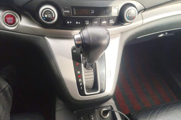 Used Honda CR-V 2012 2.4L four-wheel drive luxury version Gear Lever