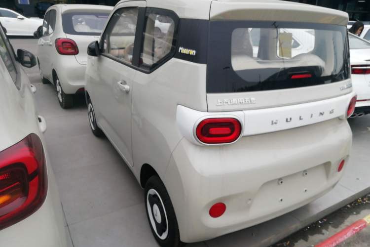 Used Wuling Hongguang MINIEV 2024 3rd Generation 215km Youth Edition
