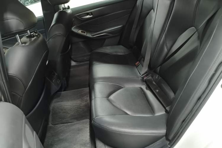 Used Toyota Avalon 2022 2.0L Ambition Edition
