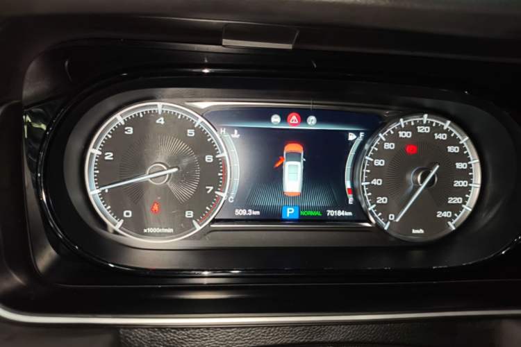 Used GAC Trumpchi M6 2021 270T DCT Luxury Edition (7 Seats)