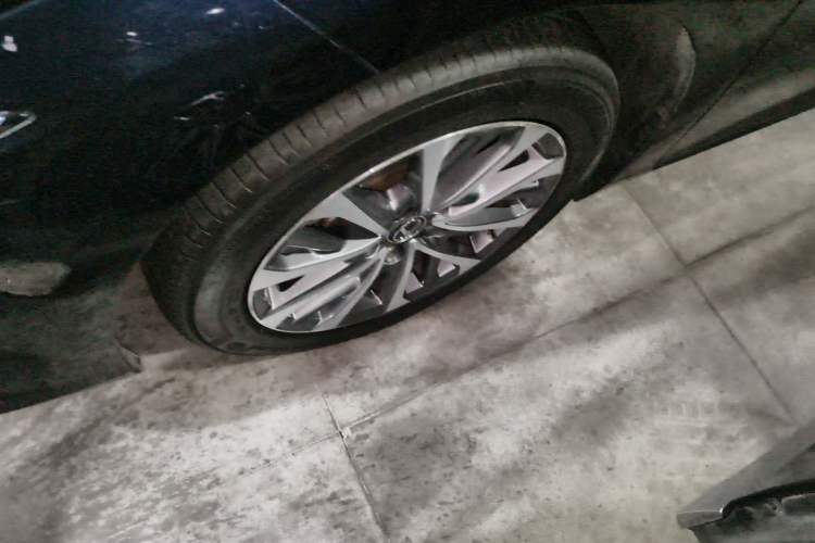 Used Lexus ES 2022 200 Excellence Edition
