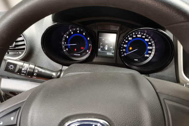 Used CHANGAN CS15 2016 1.5L Manual Fashion Edition
