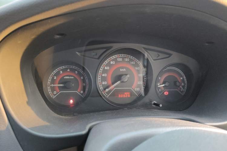 Used Soueast V3 Lingyue 2011 1.5L Manual Comfort Edition
