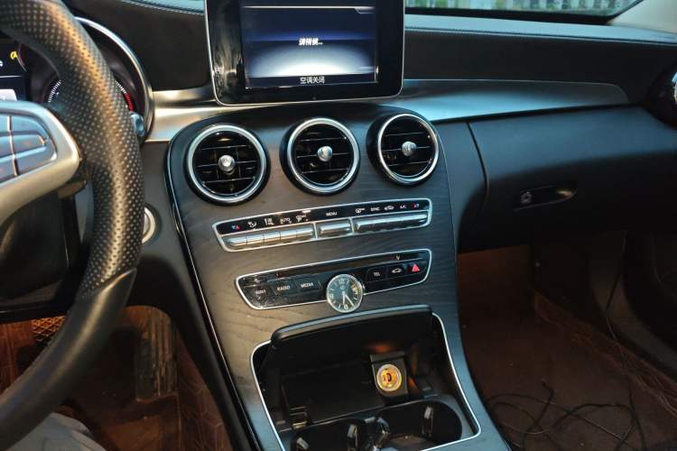 Used Mercedes-Benz C-Class 2015 C 200 L Sport Edition