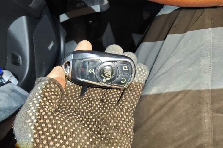 Used Buick LaCrosse 2013 3.0L SIDI V6 Smart Luxury Flagship Model
