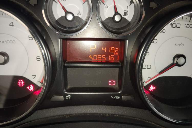 Used Peugeot 308 2013 1.6L Automatic YouShang Model
