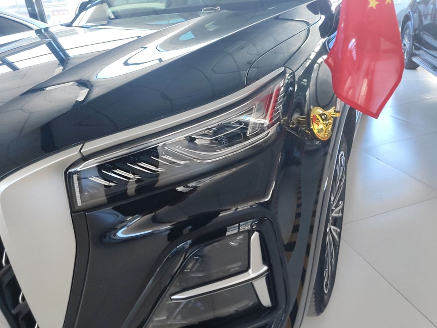 Hongqi HS5 2023 2.0T Four-Wheel Drive Flagship Pro Edition - Chinese Trim Xiang — снимка 8