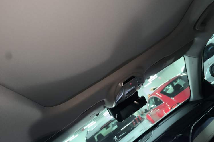 Used Geely Auto Emgrand X7 Sport 2022 Boyue X 1.8TD DCT ZhiZun Edition