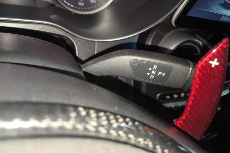 Used Mercedes-Benz GLC Coupe AMG 2017 AMG GLC 43 4MATIC Coupe SUV Gear Lever