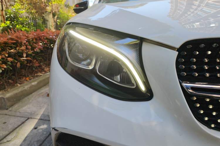 Used Mercedes-Benz GLC Coupe 2017 GLC 260 4MATIC Coupe SUV