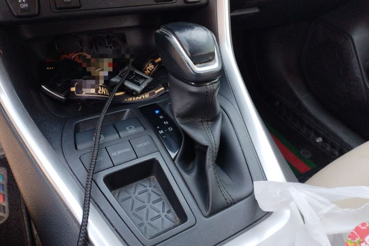 Used Toyota RAV4 2021 2.0L CVT Two-Wheel Drive Fashion PLUS Edition