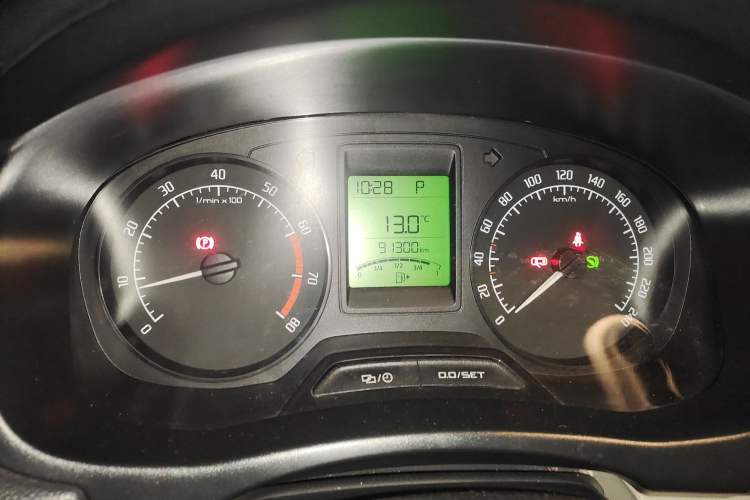 Used Skoda Fabia 2014 1.4L Automatic Crystal Edition