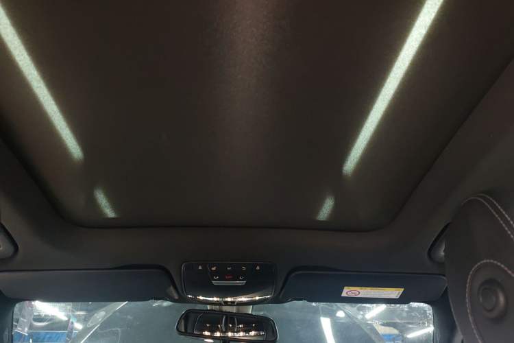 Used Mercedes-Benz GLC 2018 Facelift GLC 200 4MATIC Headliner