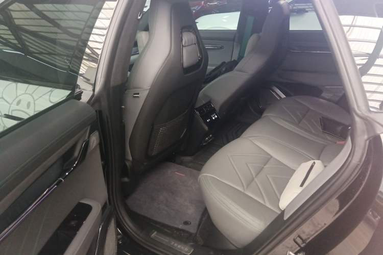 Used Zeekr 001 2023 WE Edition 100 kWh