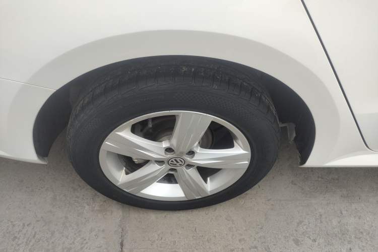 Used Volkswagen Lavida 2017 1.6L Automatic Fashion Edition