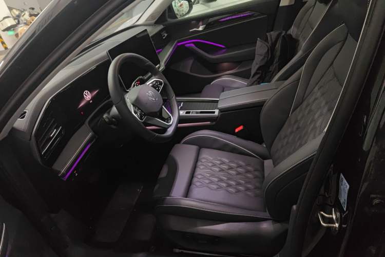 Used Volkswagen Magotan 2024 380TSI DSG Prestige Edition DaMai Package Left Front Seat