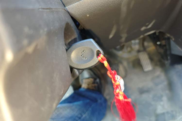 Used Wuling Rongguang 2021 1.5L Extended Basic Window-Sealed 5-Seat L3C Car
