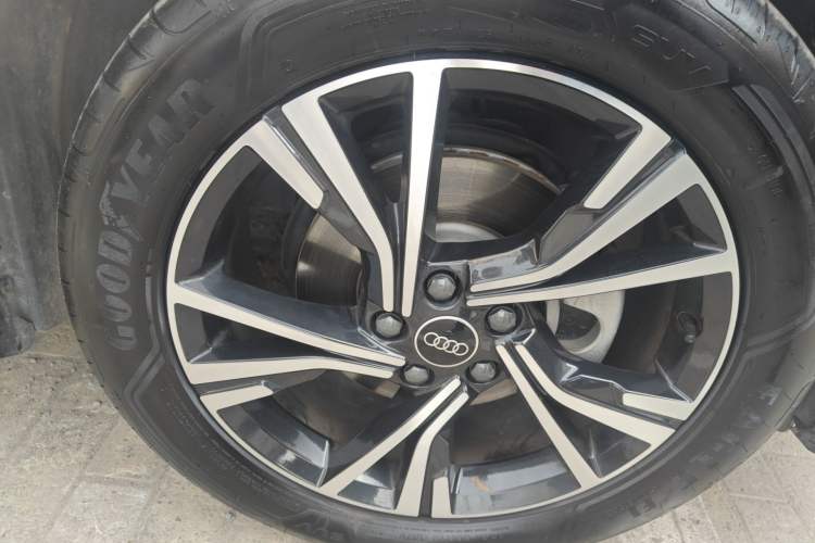 Used Audi Q3 Sportback 2023 40 TFSI Fashion Model
