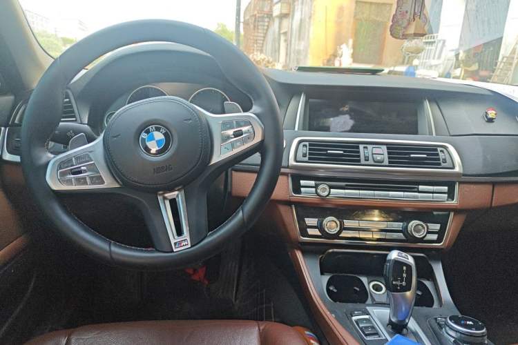 Used BMW 5 Series 2014 520Li Elegant Model