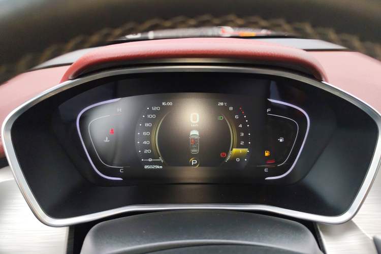 Used Geely Auto Coolray 2019 Sport Model 260T DCT Patrol China V Standard