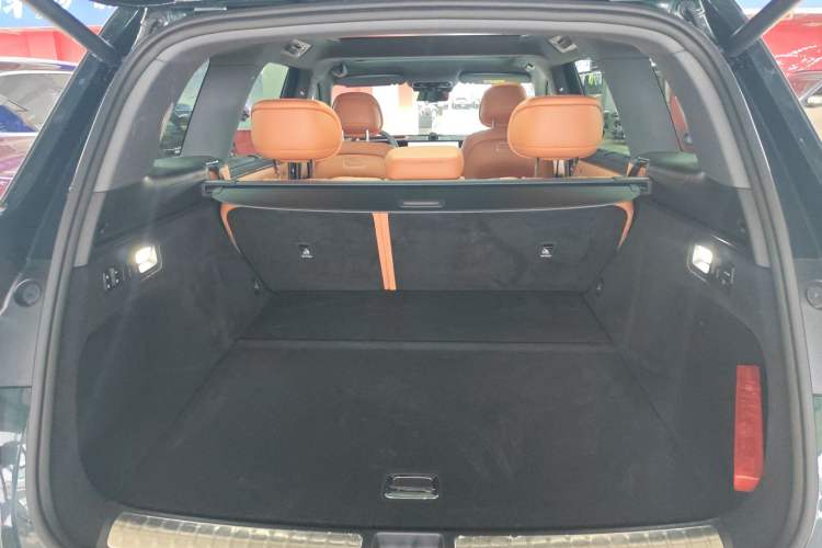 Used Hima AITO M8 2025 Extended-Range Ultra Version 53.4 kWh 5-Seater Edition