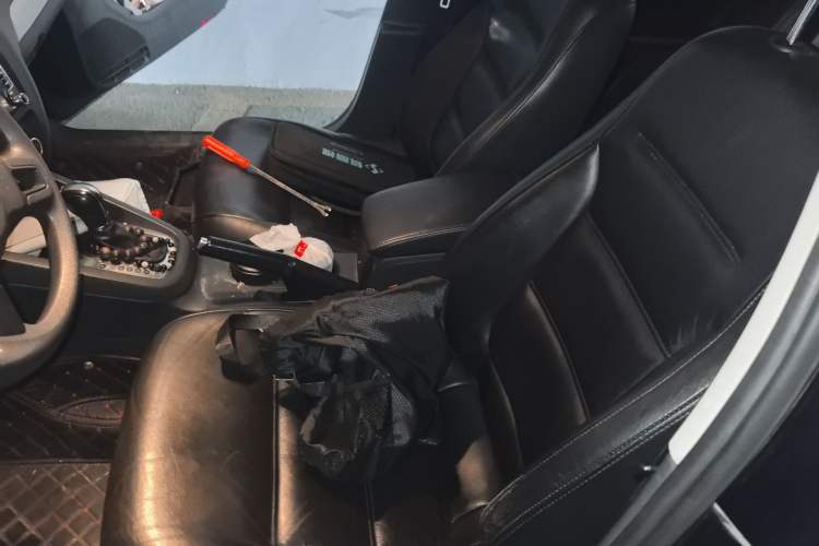 Used Volkswagen Sagitar 2012 1.6L Automatic Comfort Edition Left Front Seat