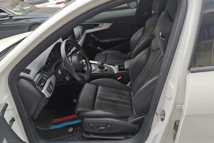 Used Audi A4L 2020 40 TFSI Luxury Dynamic Model Left Front Seat