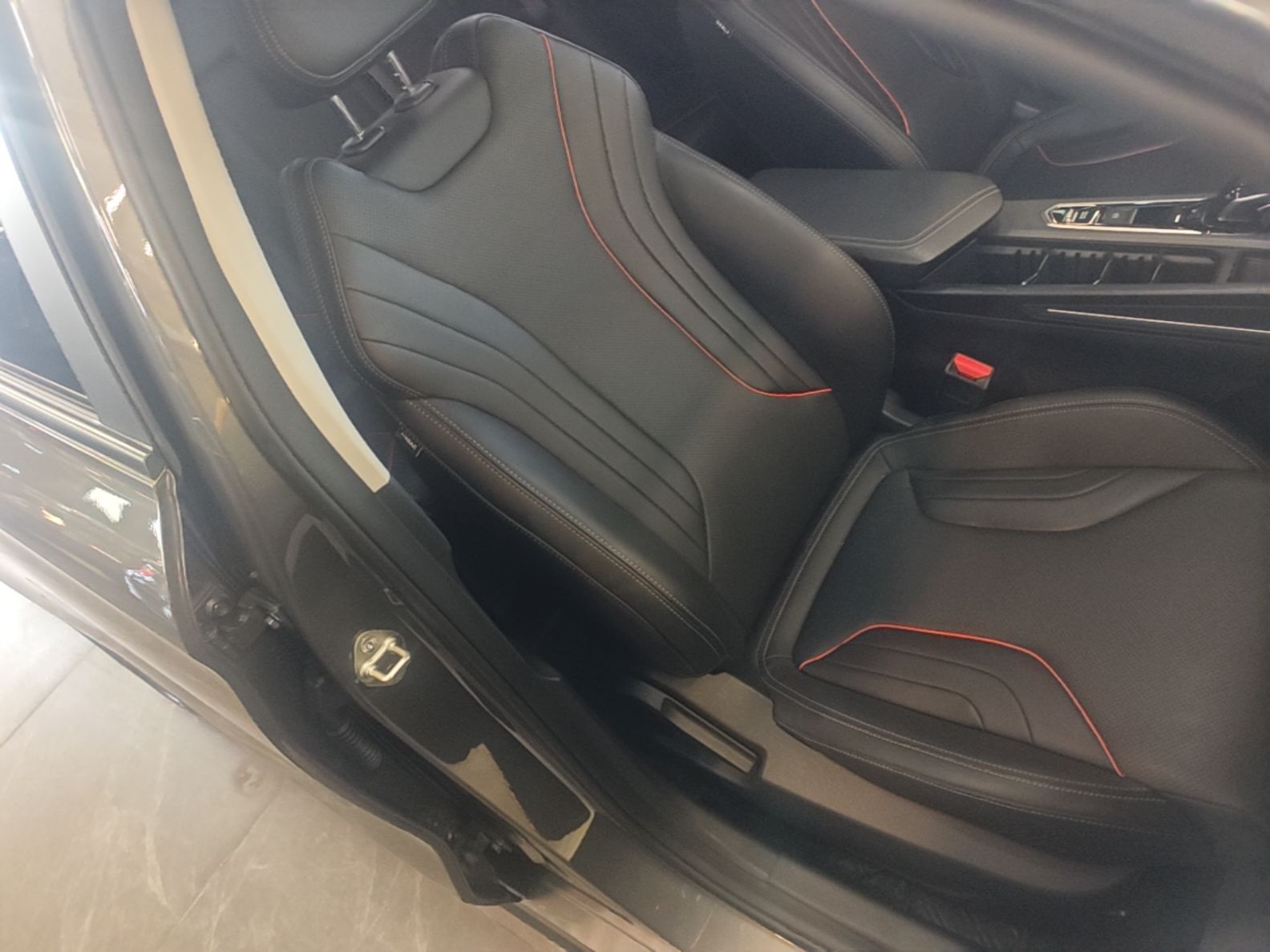 Geely Auto Binray 2024 Binrui COOL 1.5T DCT Longteng Edition — снимка 19