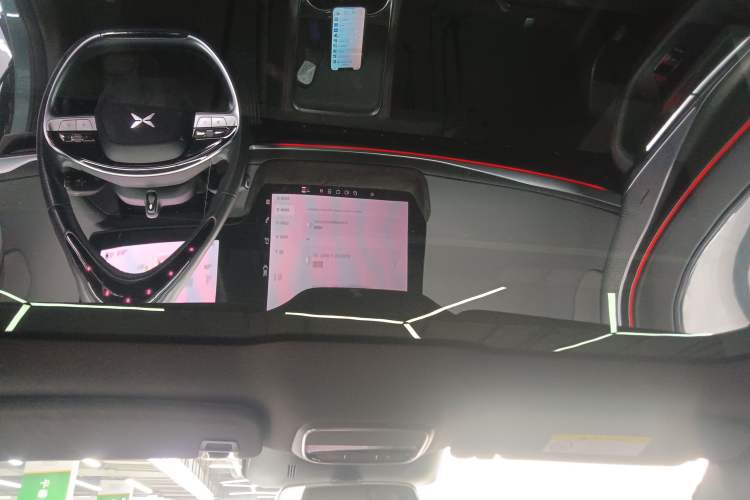 Used XPeng P7 2023 P7i 610 Pengyi Performance Edition