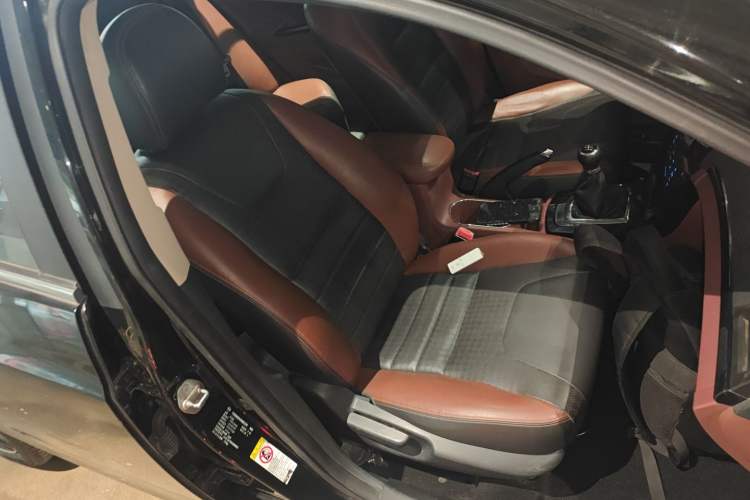 Used BYD Surui 2015 1.5L Manual Luxury Model
