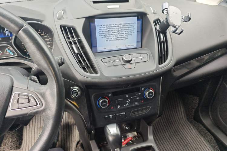 Used Ford Kuga 2017 EcoBoost 180 Two-Wheel-Drive Luxury Wing Edition