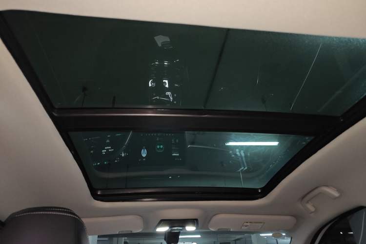 Used NETA U 2022 Zhi400 Pro Ternary Lithium