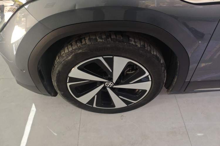 Used Volkswagen ID.6 X 2022 Smart Enjoyment Long-Range Edition