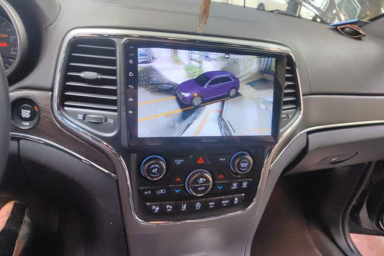 Used Jeep Grand Cherokee 2017 3.6L Luxury Navigation Edition
