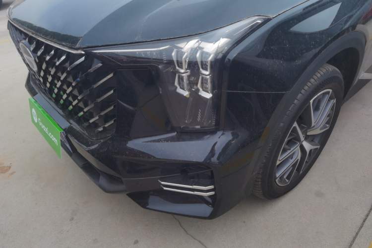 Used GAC Trumpchi GS8 2025 Linghang Series 2.0 TGDI Two-Wheel-Drive Luxury Edition 5 Seats