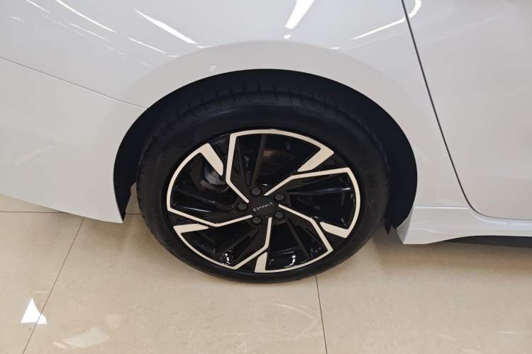 Used Lynk & Co 03 2023 1.5TD DCT JingPlus
