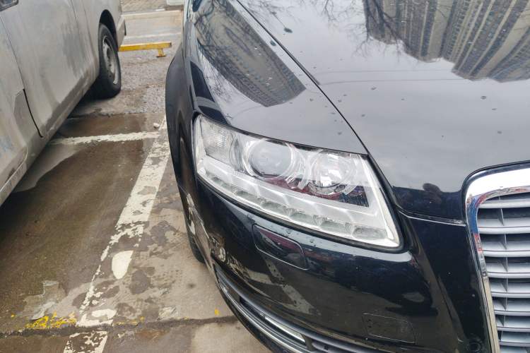 Used Audi A6L 2011 2.0 TFSI Automatic Standard Edition Right Front Headlight