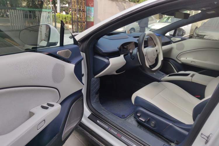 Used Zeekr 007 2024 Rear-Drive Intelligent Driving Version 75 kWh